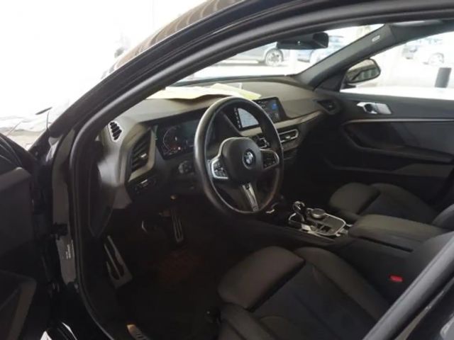 BMW 120 120d M-Sport Sedan