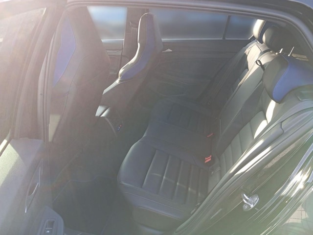 Volkswagen Golf 2.0 TSI DSG Golf VIII IQ.Drive