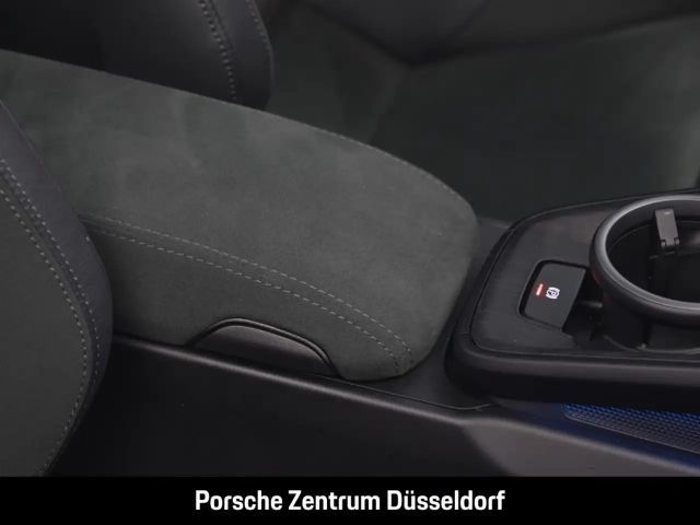 Porsche 992 4 Coupé GTS Targa