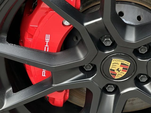 Porsche Taycan GTS Sport Turismo