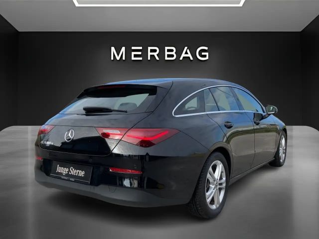 Mercedes-Benz CLA 180 CLA 180 d Shooting Brake