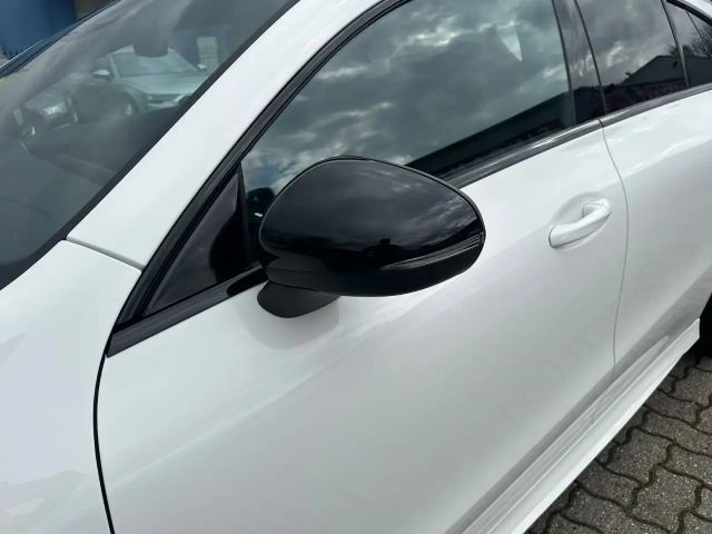 Mercedes-Benz CLA 200 AMG Line CLA 200 d