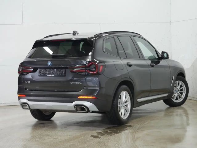 BMW X3 xDrive30e