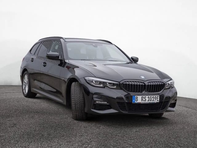 BMW 330 330e M-Sport Touring