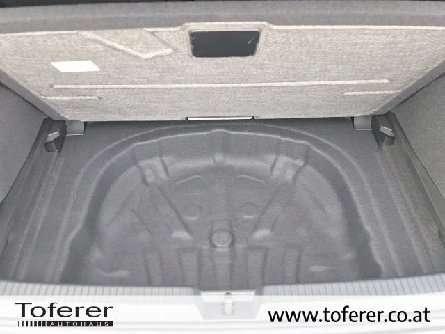 Volkswagen Golf DSG Sport