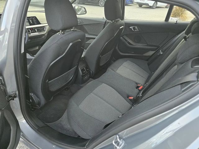 BMW 120 120d Sedan xDrive