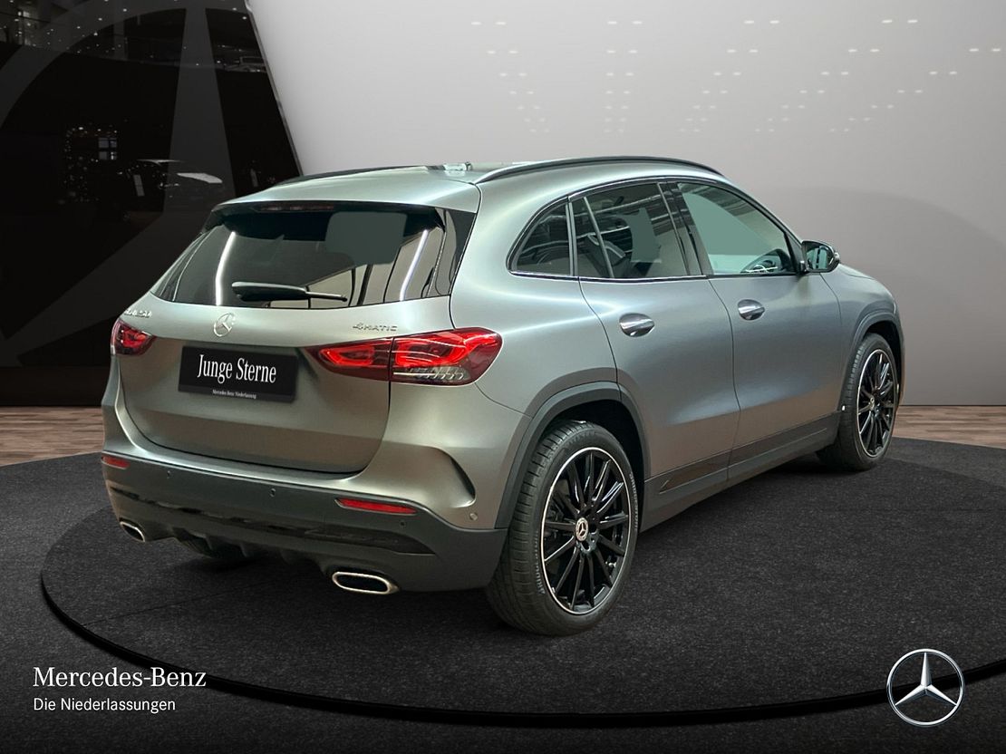 Mercedes-Benz GLA 250 4MATIC