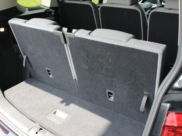 Volkswagen Touran 2.0 TDI Highline