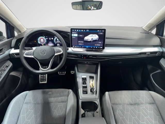 Volkswagen Golf 1.5 eTSI Variant
