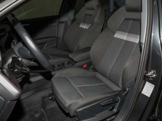 Audi A3 30 TFSI Sedan