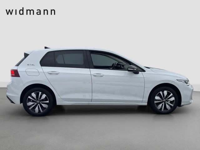 Volkswagen Golf 1.5 eTSI Life