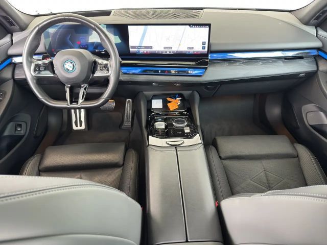 BMW i5 M-Sport Sedan eDrive40