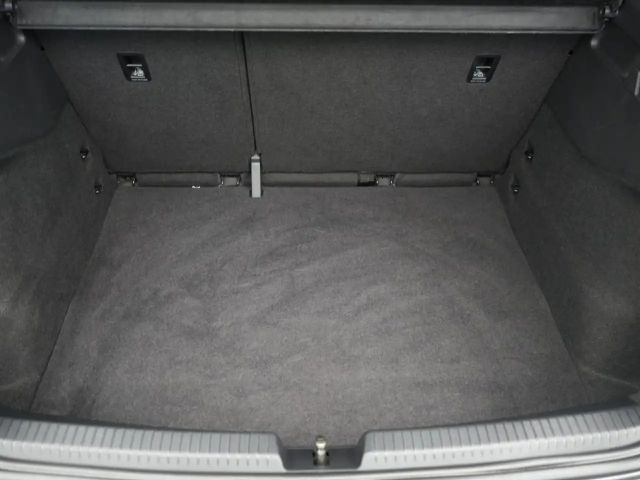 Cupra Born PANO LED KLIMA PORT NAVI PDC