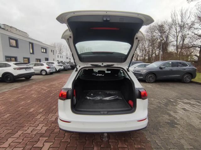 Volkswagen Golf DSG Life