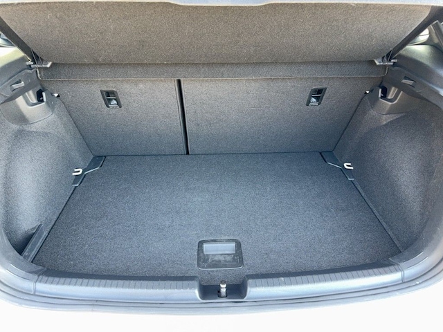 Volkswagen Polo 1.0 TSI DSG IQ.Drive R-Line