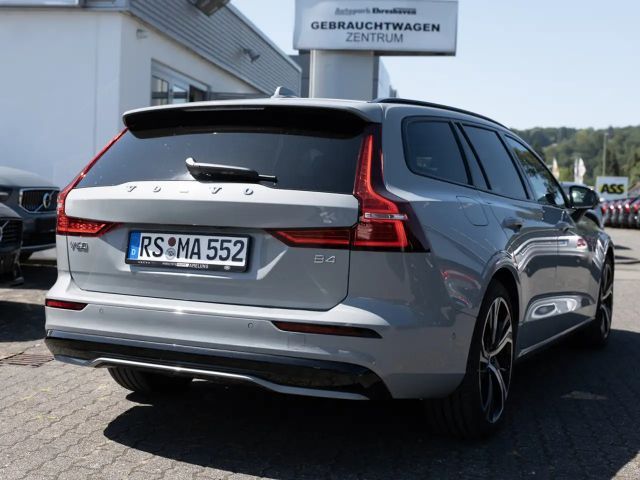Volvo V60 Dark Plus