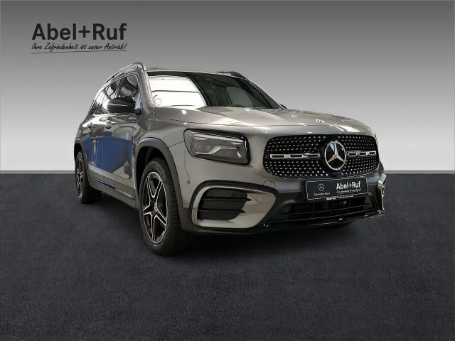 Mercedes-Benz GLB 200 AMG Line
