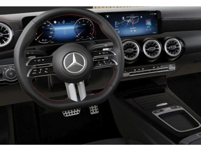 Mercedes-Benz CLA 200 AMG Line Shooting Brake