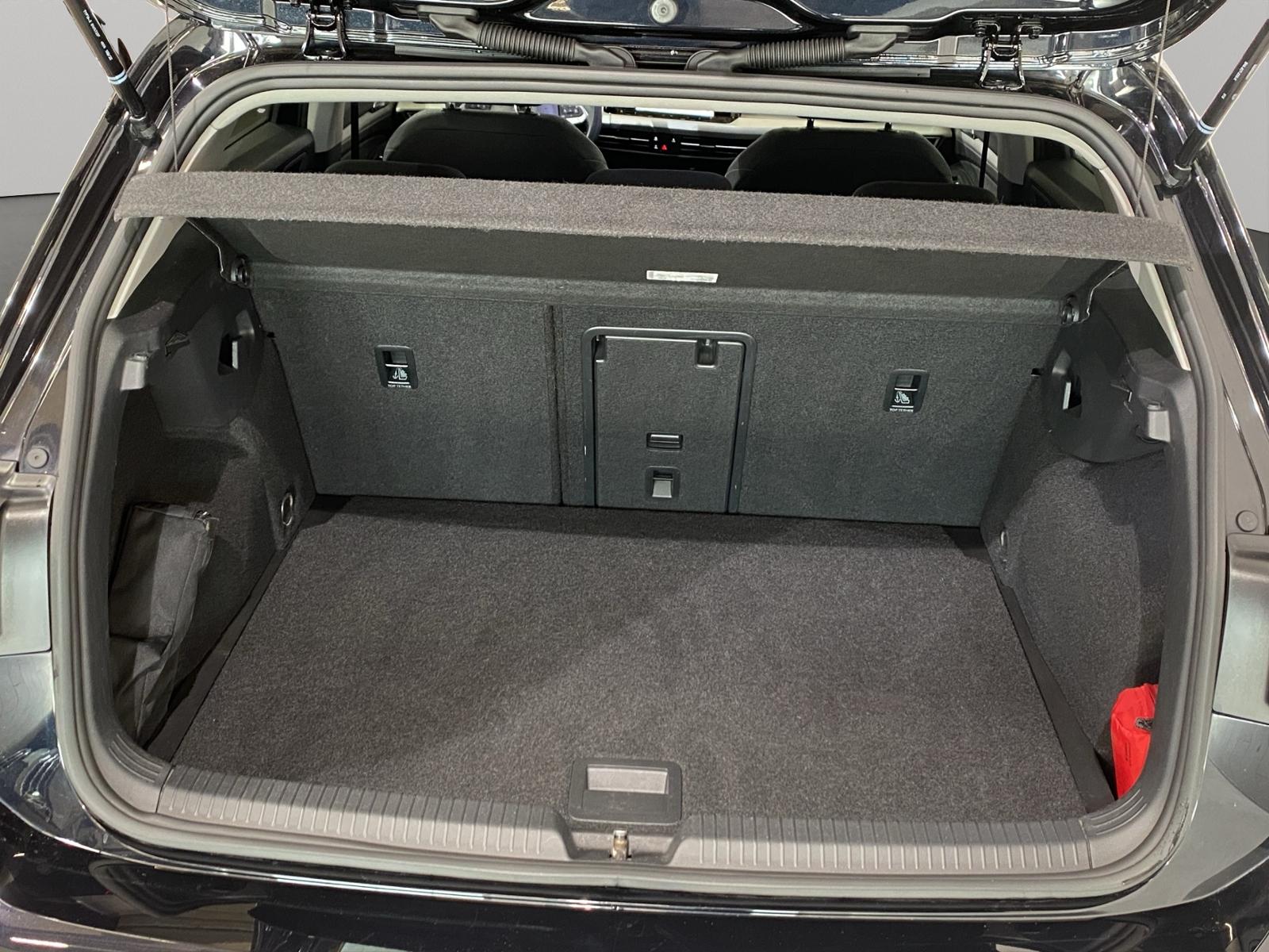 Volkswagen Golf 1.5 TSI Golf VIII Life