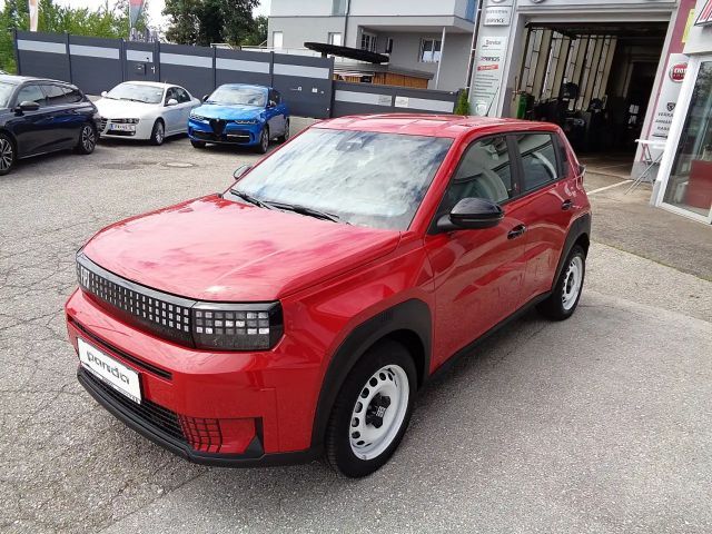 Fiat Grande Panda E RED