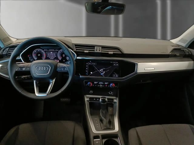 Audi Q3 35 TDI S-Tronic