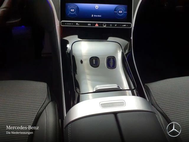 Mercedes-Benz C 180 AVANTGARDE Sedan