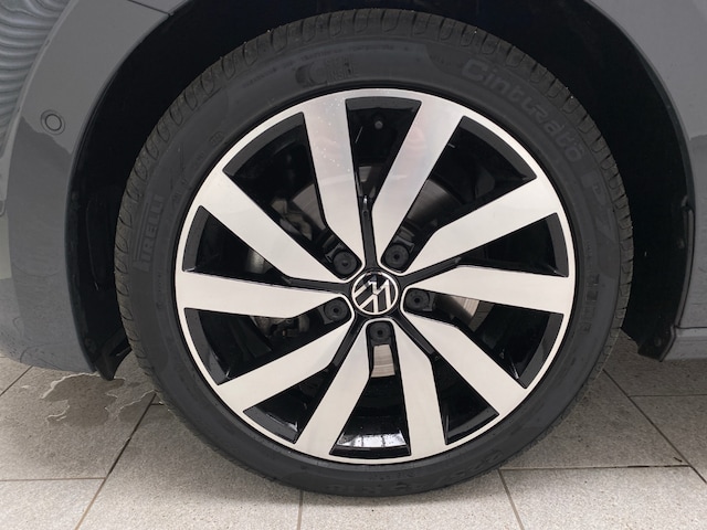 Volkswagen Touran 2.0 TDI Highline