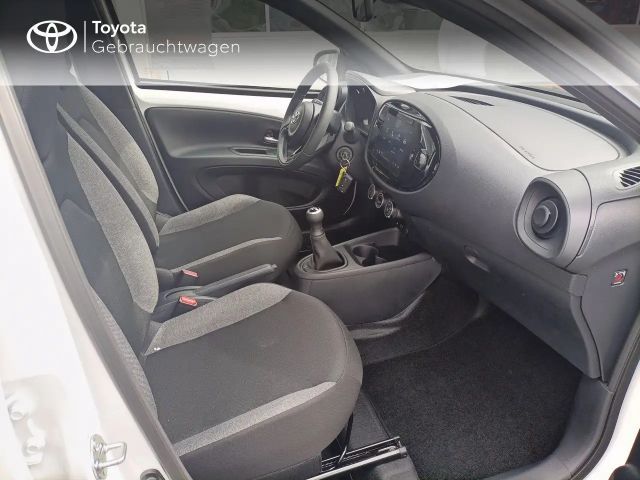 Toyota Aygo X Business Hatchback