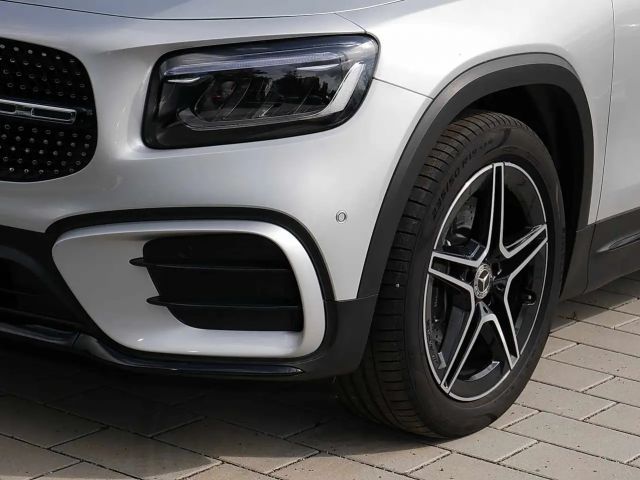 Mercedes-Benz GLB 220 4MATIC AMG Line