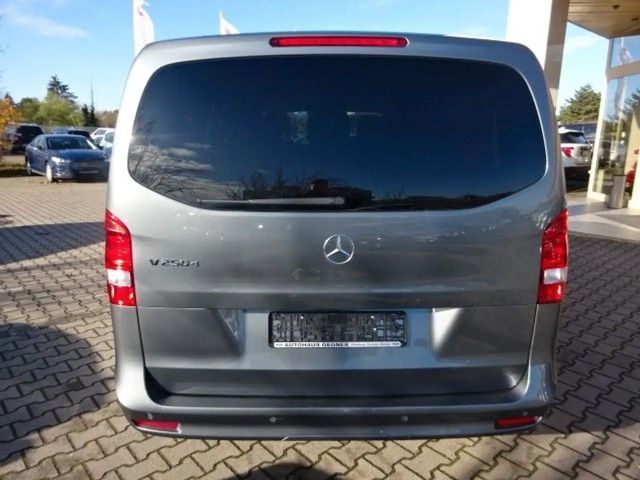 Mercedes-Benz V 220 Extralang V 220 d