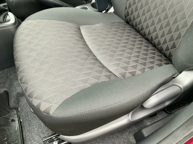 Mitsubishi Space Star Inform MIVEC Star