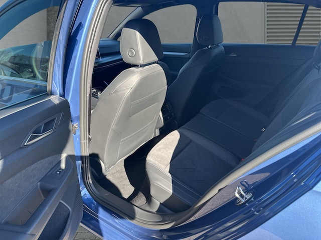 Volkswagen Golf 1.5 eTSI Golf VIII