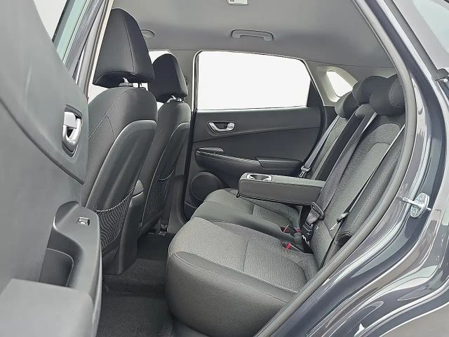 Hyundai Kona 64 kWh Electric Select