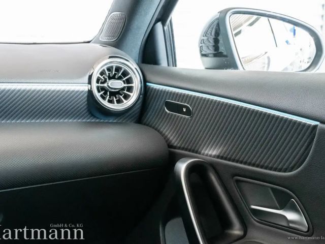 Mercedes-Benz A 200 Hatchback Progressive