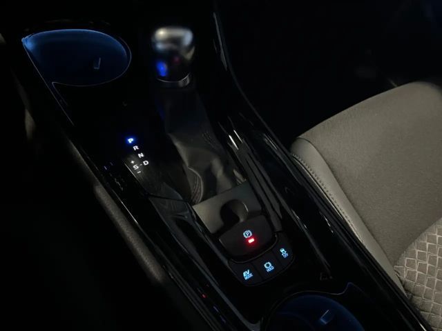 Toyota C-HR Hybride Team D