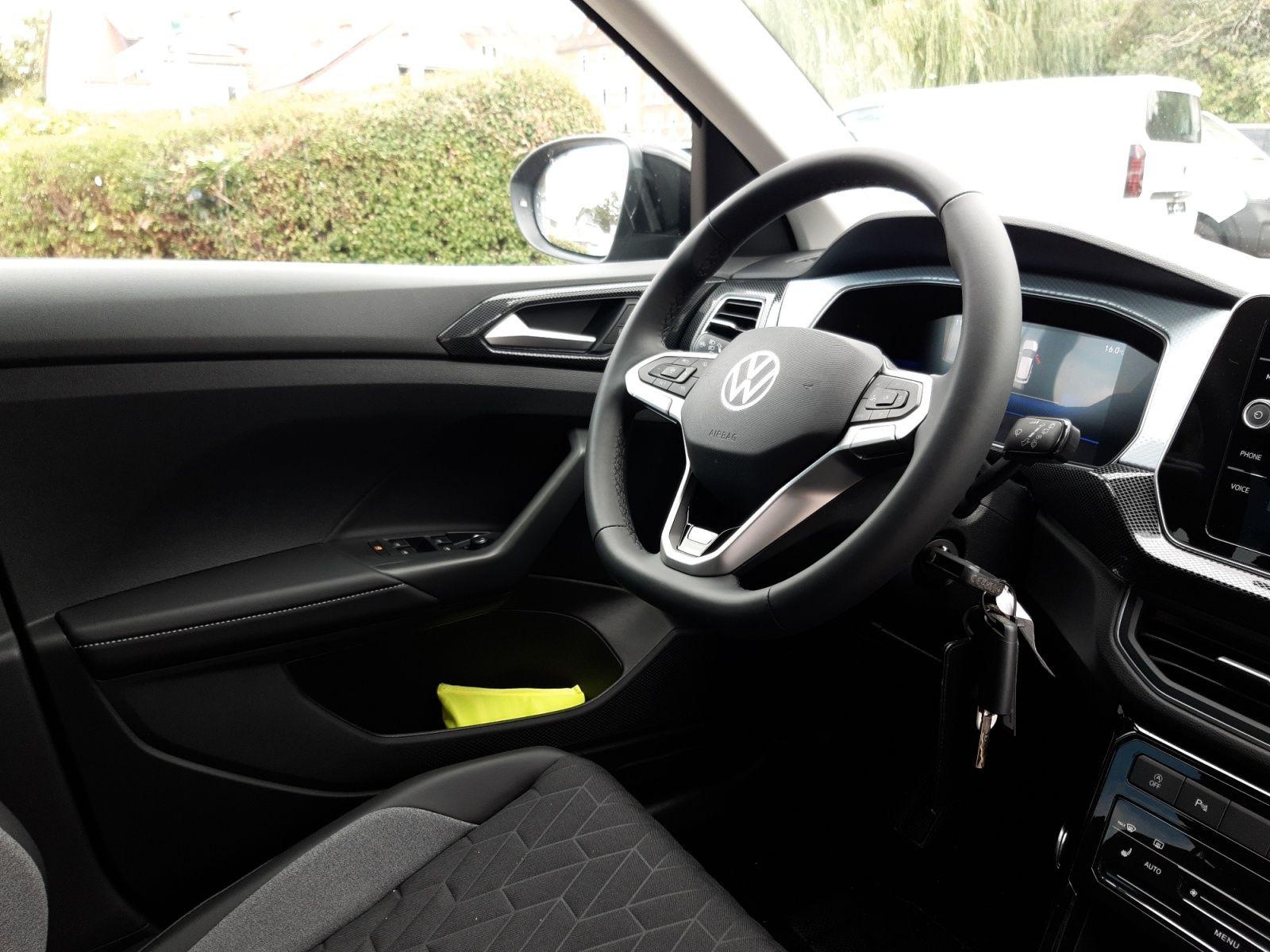 Volkswagen T-Cross Life