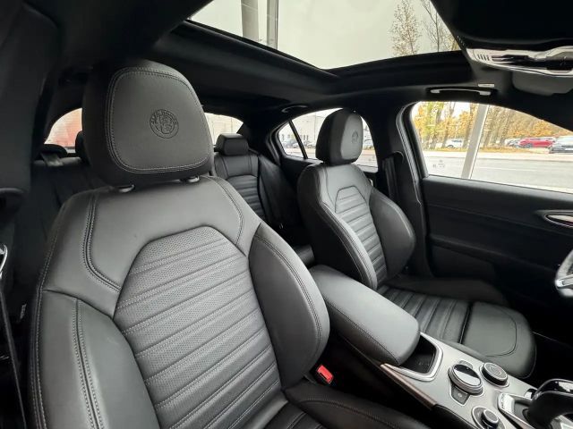 Alfa Romeo Giulia Q4 Veloce