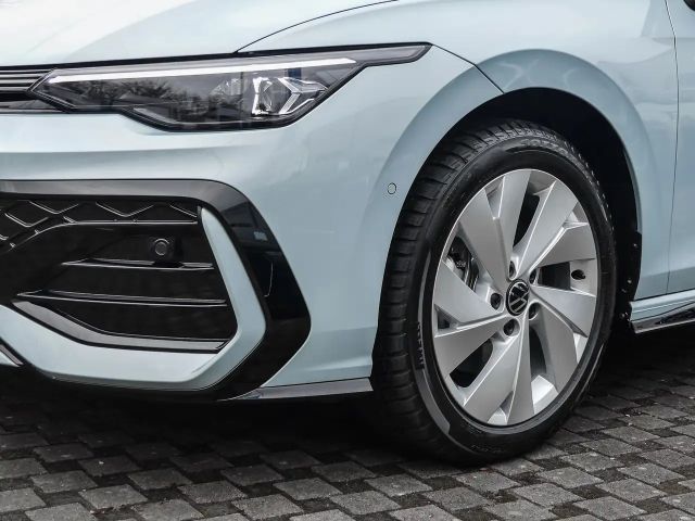 Volkswagen Golf 2.0 TSI Golf VIII Variant