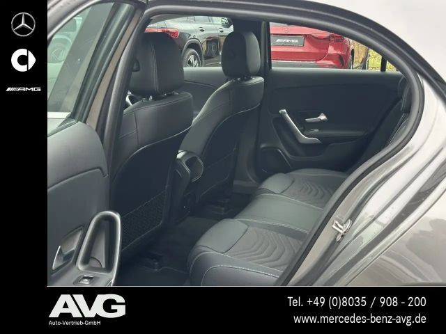 Mercedes-Benz A 200 Progressive