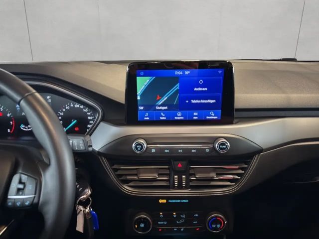 Ford Focus Cool & Connect EcoBoost Wagon