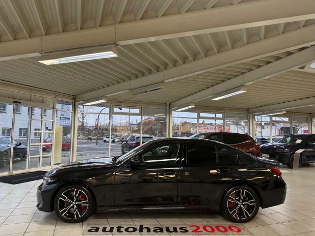 BMW 320 320d M-Sport Sedan xDrive