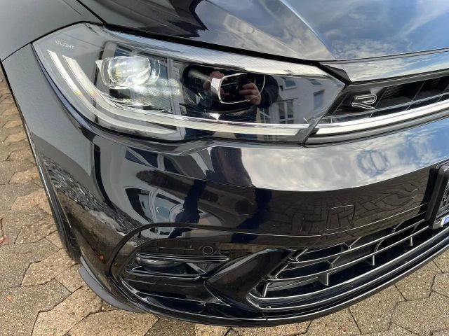 Volkswagen Polo 1.0 TSI DSG IQ.Drive R-Line