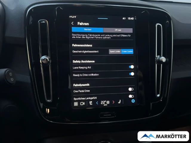 Volvo XC40 AWD Core Recharge