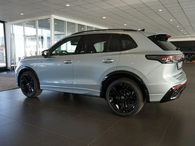 Volkswagen Tiguan 1.5 eTSI R-Line Style