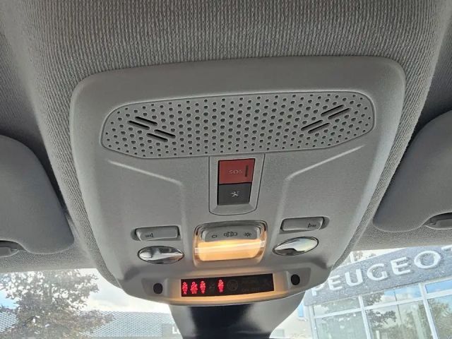 Peugeot E-208 Active Pack