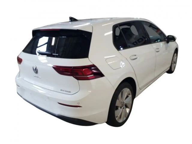 Volkswagen Golf Life eHybrid