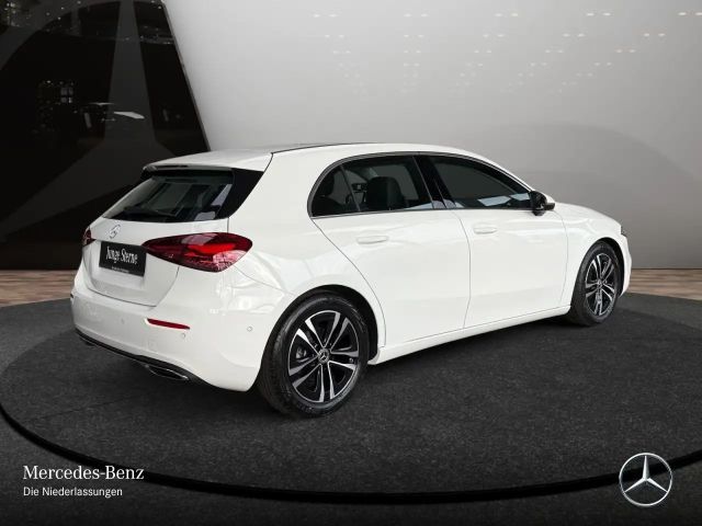 Mercedes-Benz A 200 Progressive