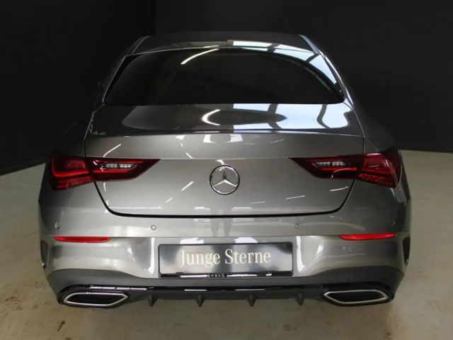 Mercedes-Benz CLA 200 AMG Line Coupé