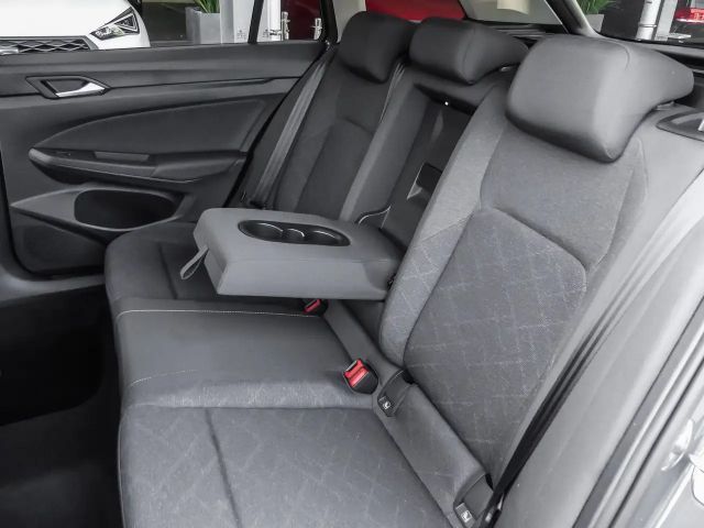 Volkswagen Golf 1.0 TSI IQ.Drive Life Variant