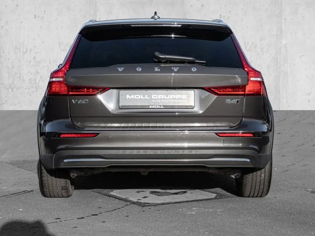 Volvo V60 Cross Country AWD Ultimate